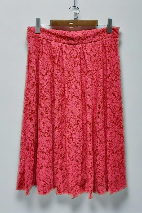 red pattern